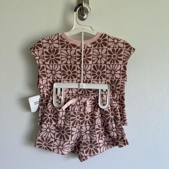 NWT Grayson Threads kids set in a size 2T - Picture 3 of 3